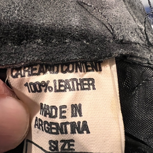 Vintage Leather skirt - Picture 7 of 8